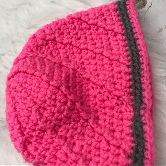 D Crochet Pink Grey Winter Hat Little Girl - Picture 7 of 7